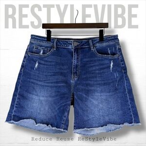 VERVET Women’s Size 2X Shorts Denim Jean Boyfriend Style Stretch High Rise Fit